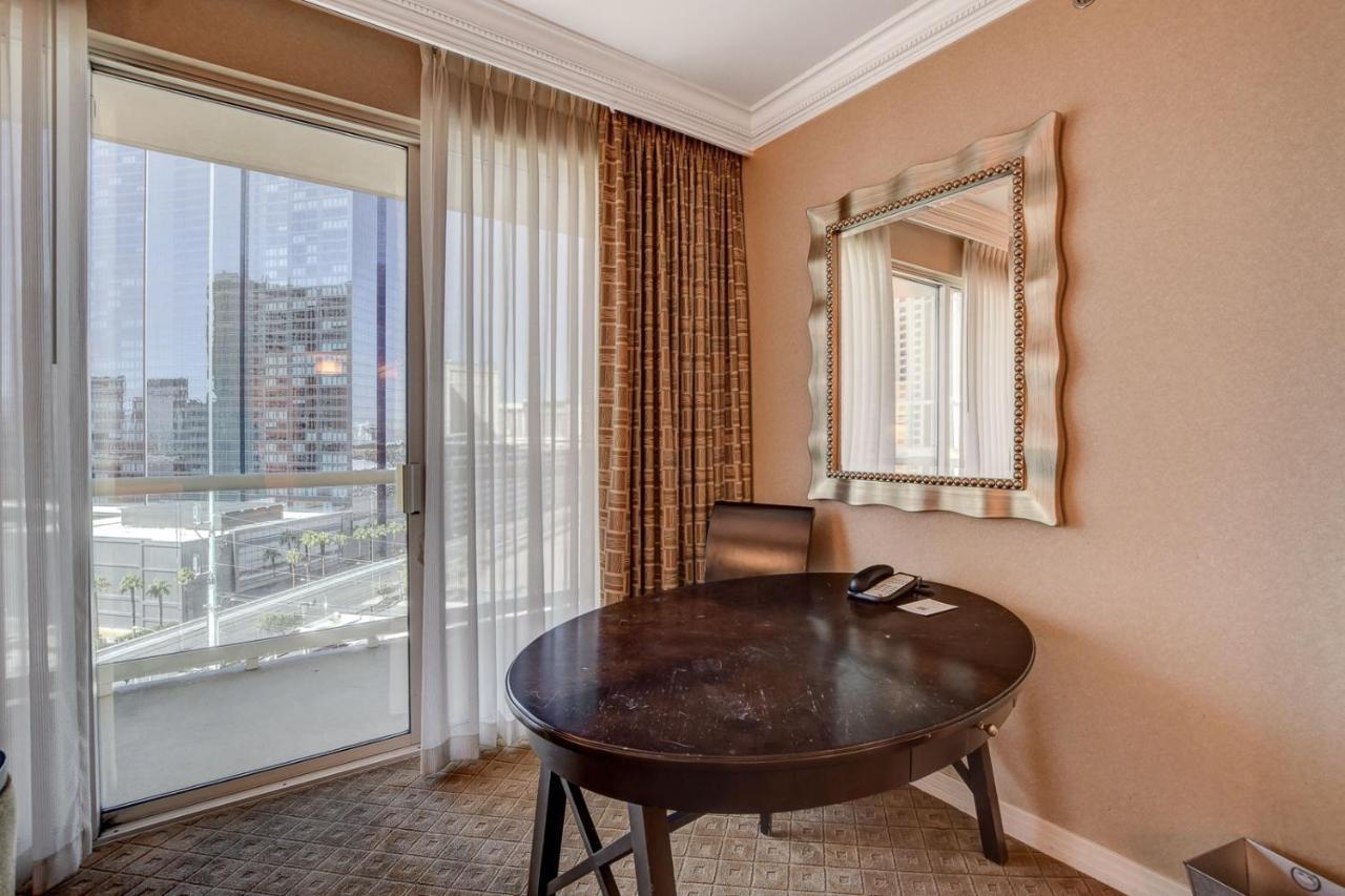 Strip & Sphere View! Privately Owned Condo Hotel-The Signature At Mgm Las Vegas Exteriör bild